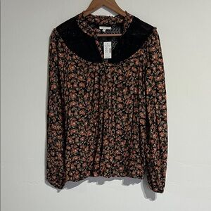 NWT Maurices Black and Peach/Orange Floral Blouse